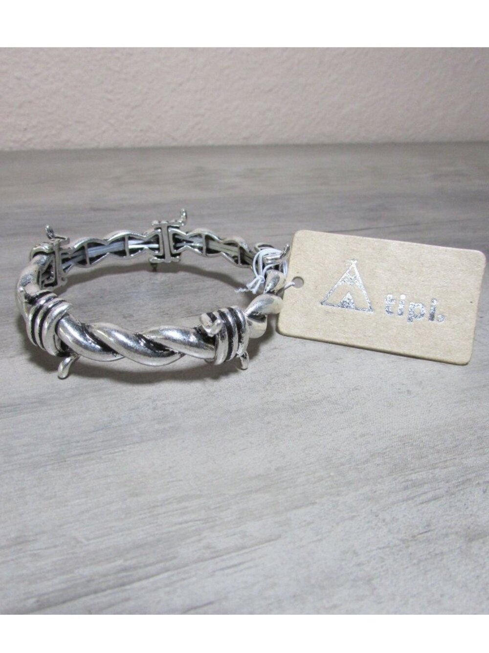 Tipi Western Barbed Wire Stretch Bracelet - SB2377SB